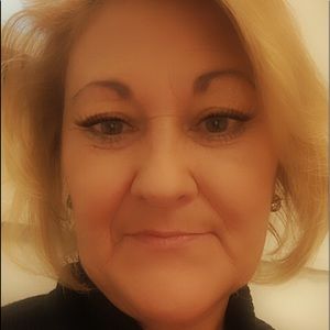 Meet your Posher, Joan